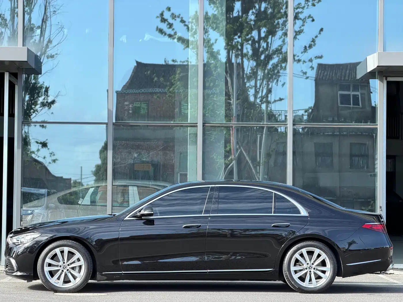 Mercedes-Benz S-Class 2024 Facelift S 400 L Business Edition фото 3
