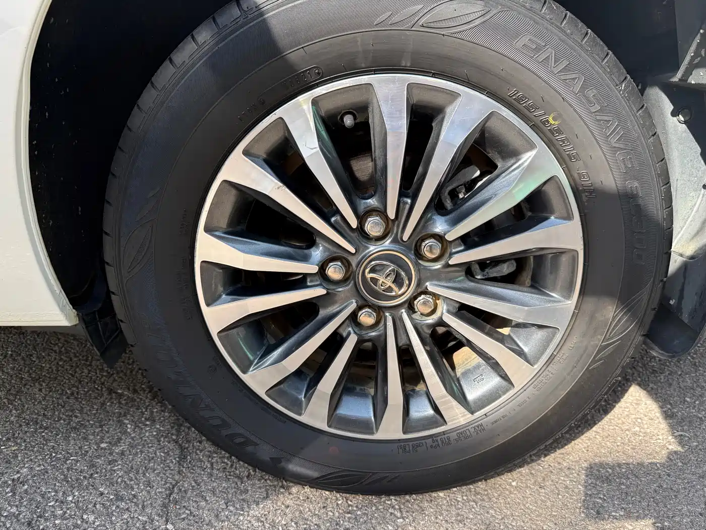 Toyota Corolla 2017 Facelift 1.2T Manual GL фото 15