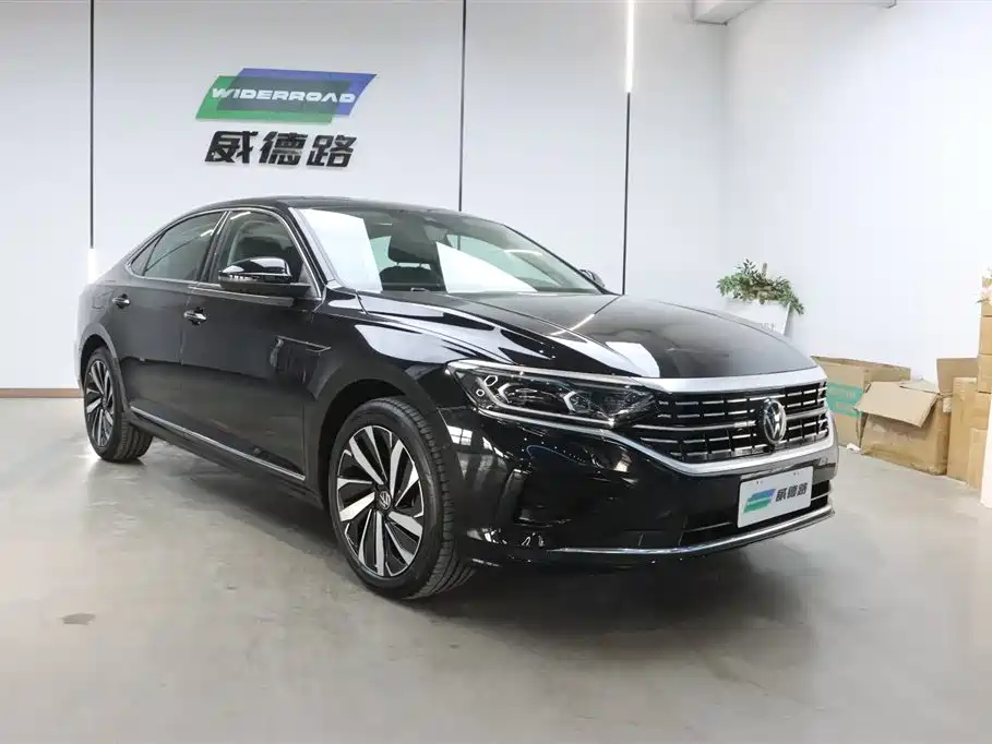 Volkswagen Passat 2026 Outstanding Edition 380TSI Dragon Glory Version фото 3