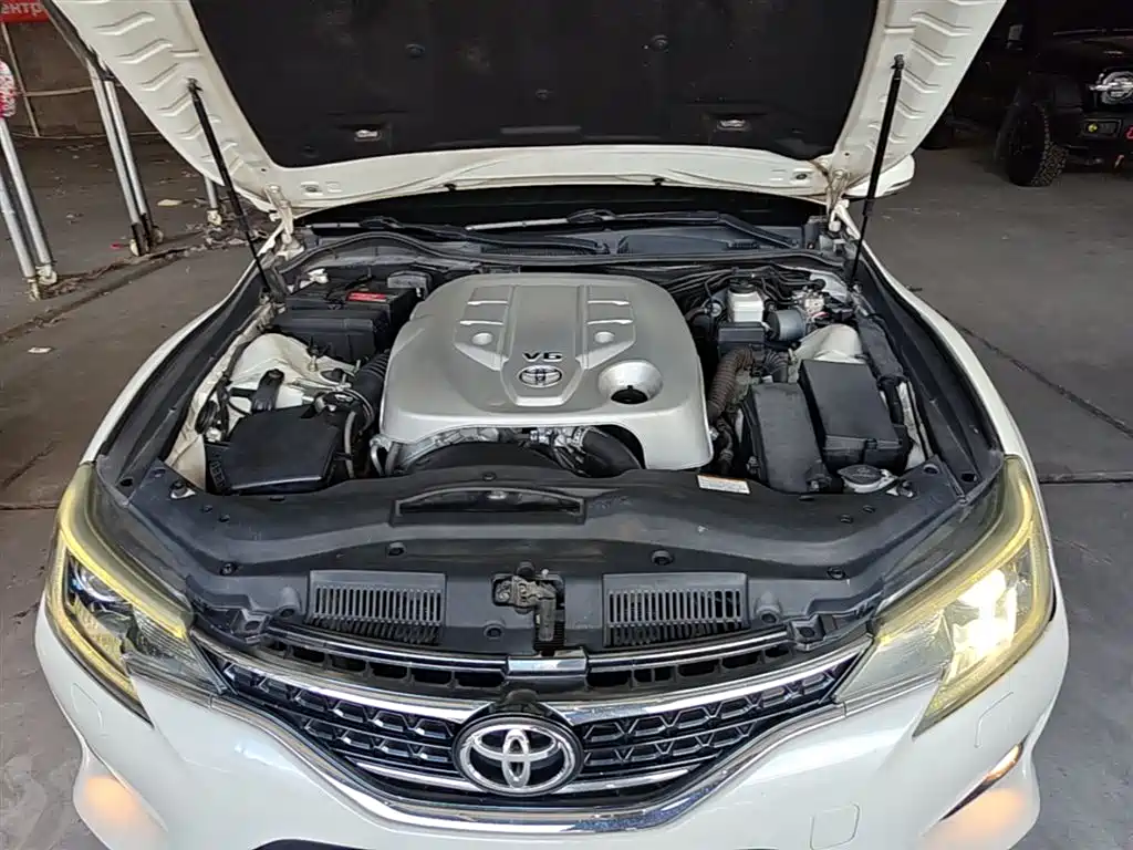 Toyota Reiz 2013 2.5S Elite Edition фото 20