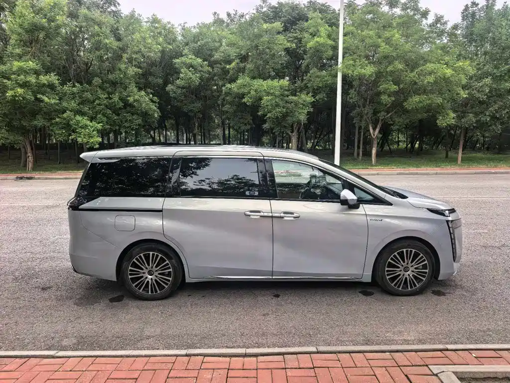 GAC Trumpchi Trumpchi E8 NEV 2024 2024 Model 150km MAX+