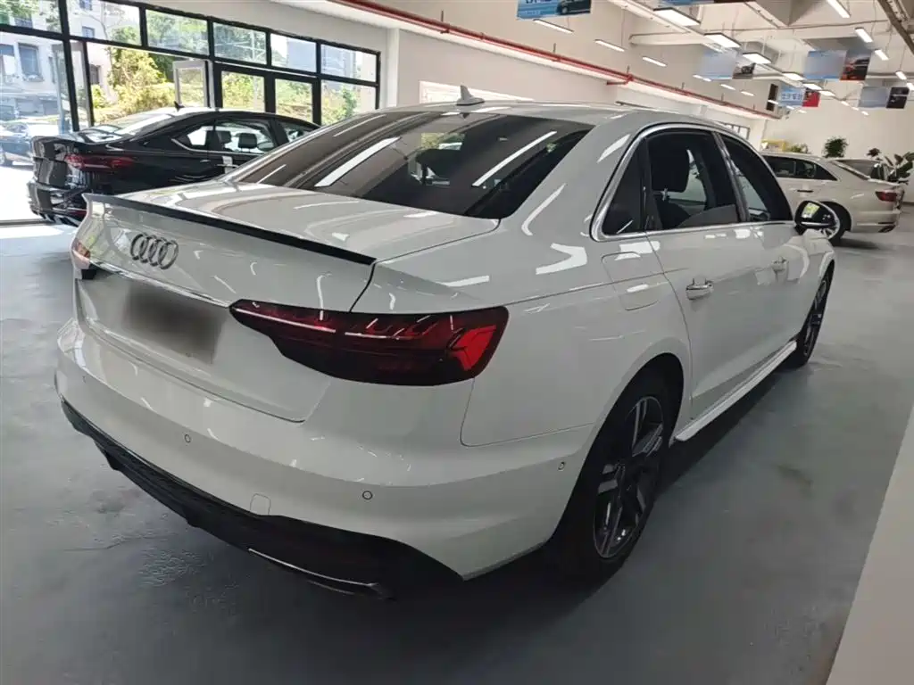 Audi A4L 2020 40 TFSI Luxury Dynamic фото 7