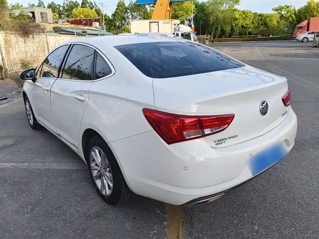 Buick Verano 2019 Sedan 20T Dual Clutch Elite фото 5