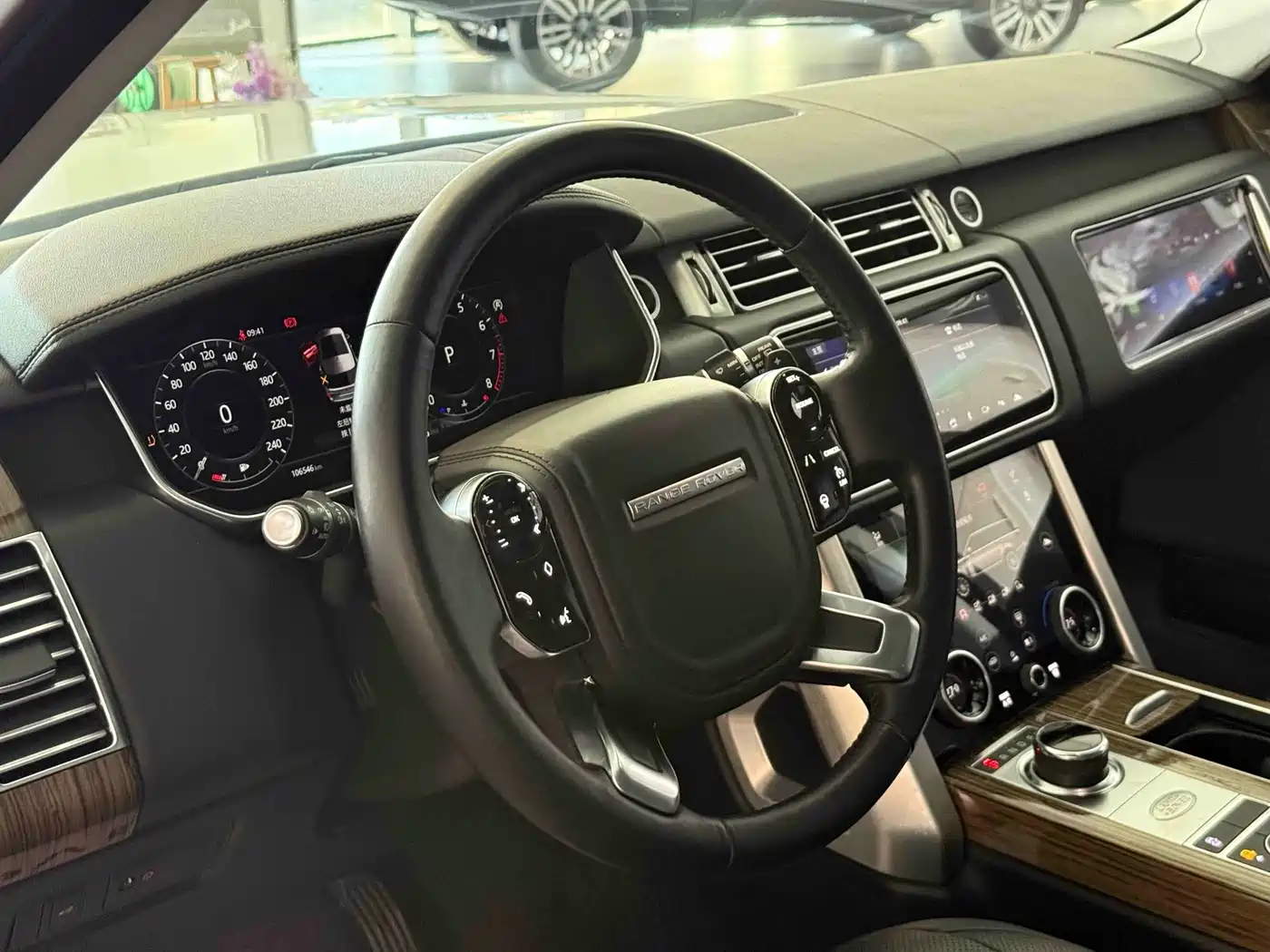 Land Rover Range Rover 2019 3.0 SCV6 Heritage Edition фото 7