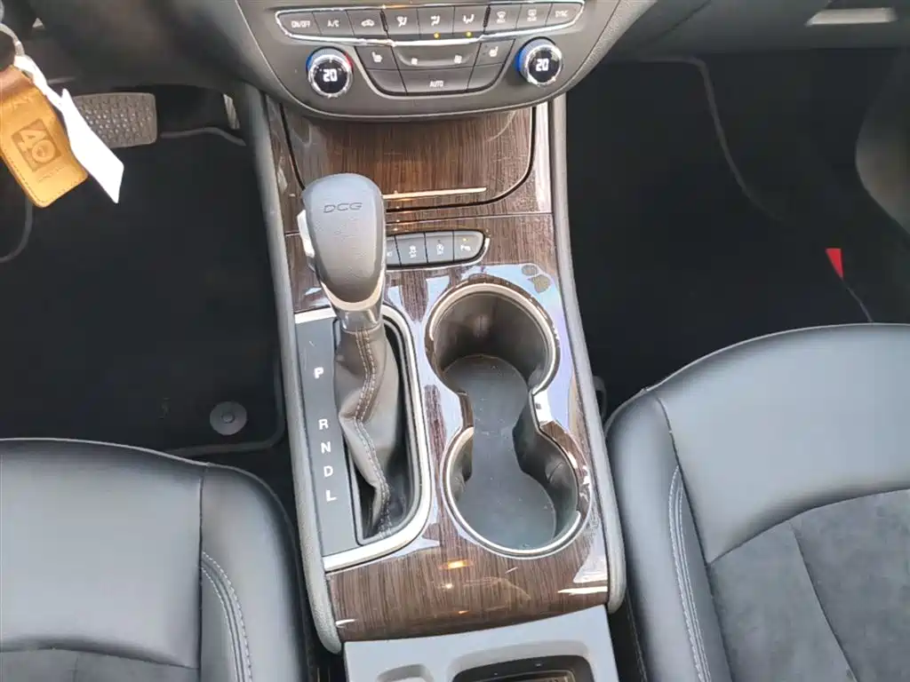 Buick Verano 2019 Sedan 20T Dual Clutch Elite фото 14