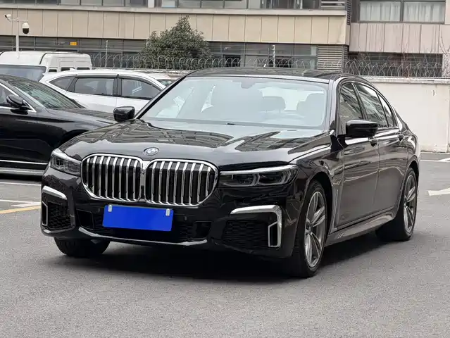 BMW 7 SERIES
