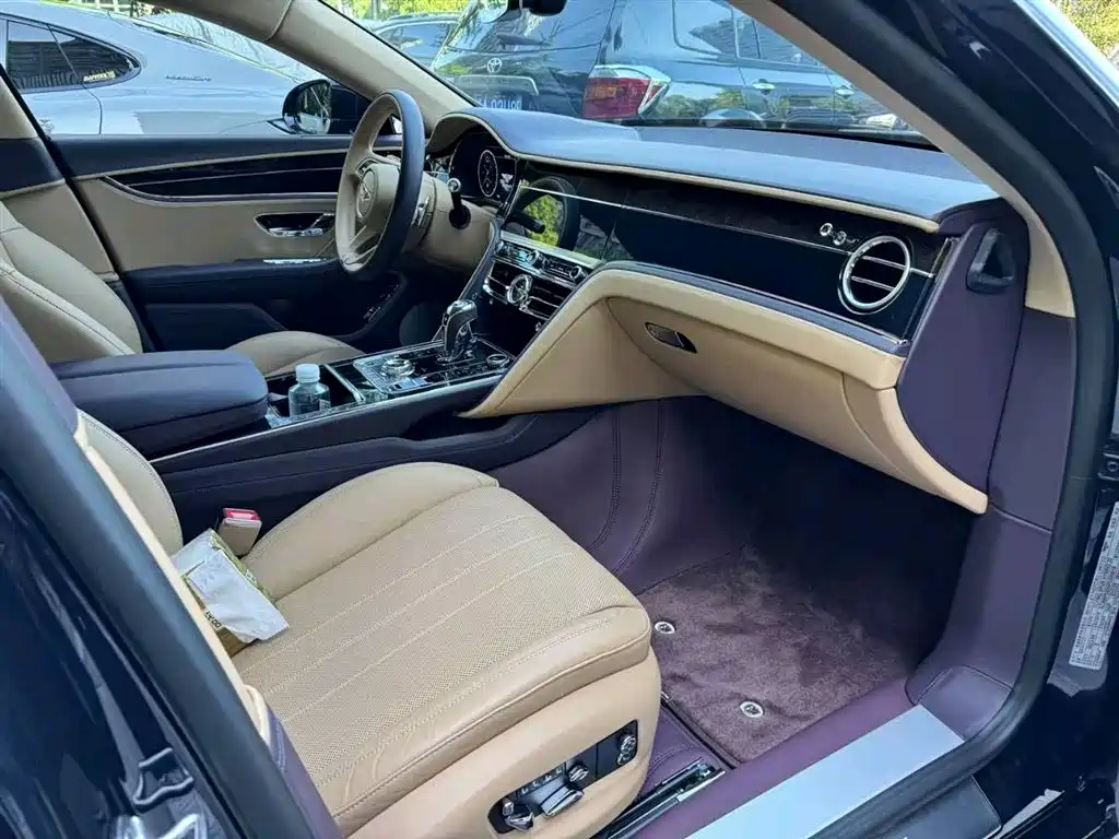 Bentley Flying Spur Plug-in Hybrid 2023 2023 2.9T V6 Hybrid S