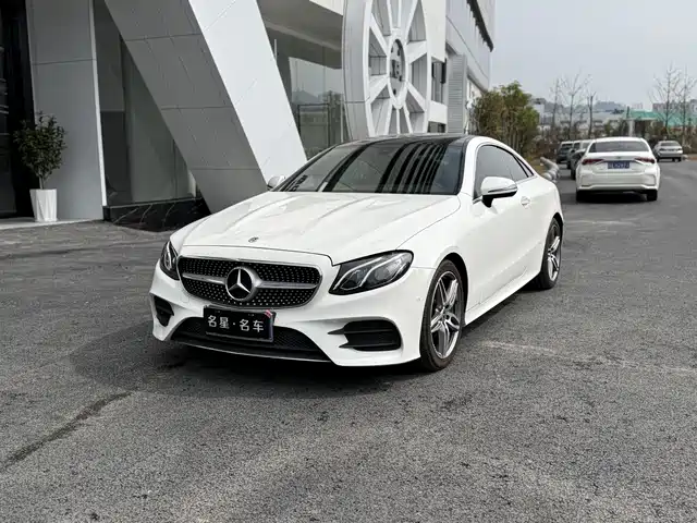 MERCEDES-BENZ E CLASS