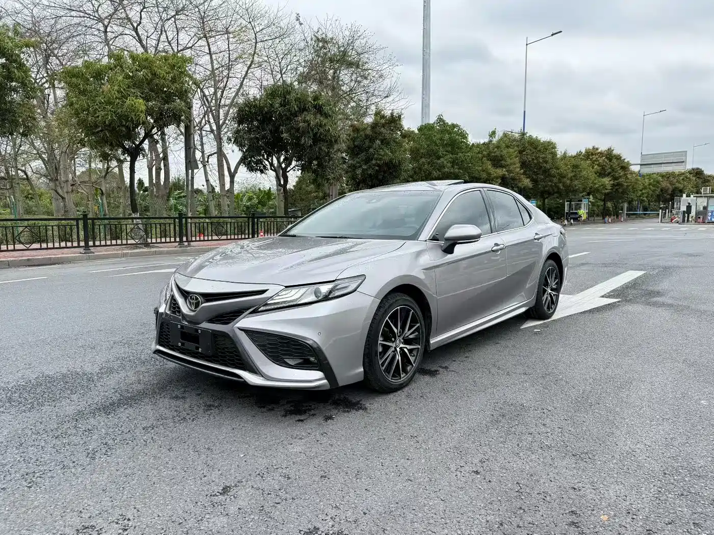 Toyota Camry 2021 2.5S Feng Shang Edition