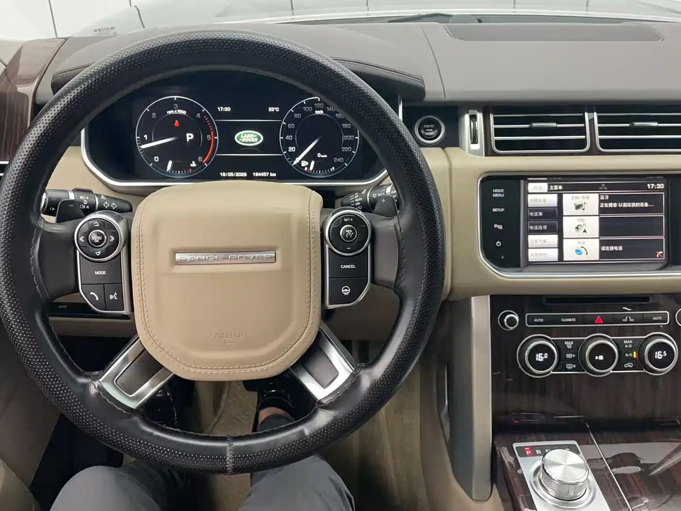 Land Rover Range Rover 2014 3.0 TDV6 Vogue SE фото 23