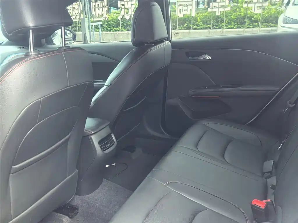 Chevrolet Monza 2019 RS 330T Auto Smooth Edition China VI фото 6