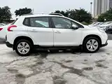 Photo 4 - Peugeot 2008