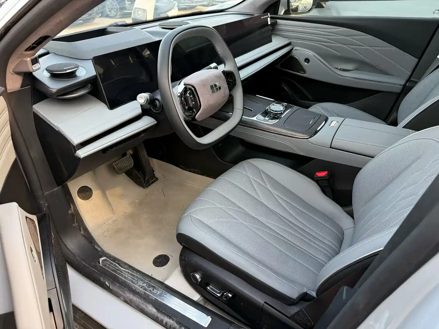 Geely Galaxy Galaxy E8 2024 2024 665km RWD Starship Voyager Edition
