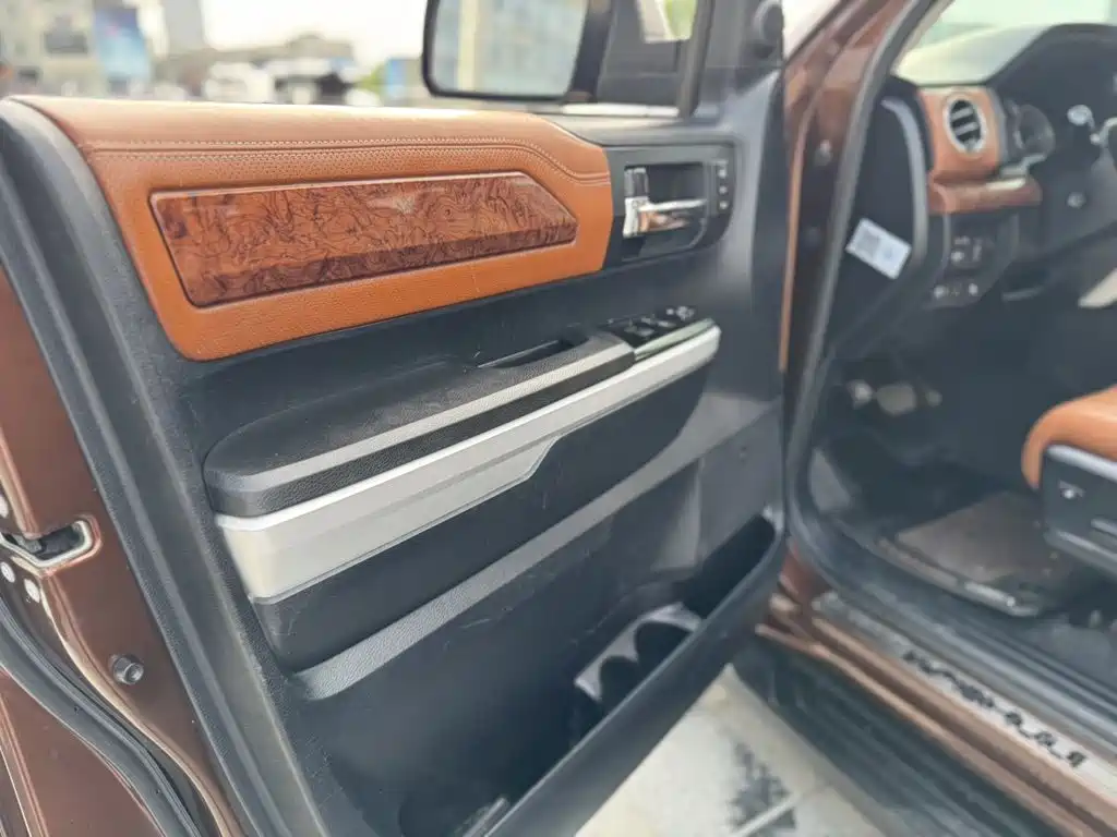 Toyota Tundra 2014 2014 5.7L 1794 Edition