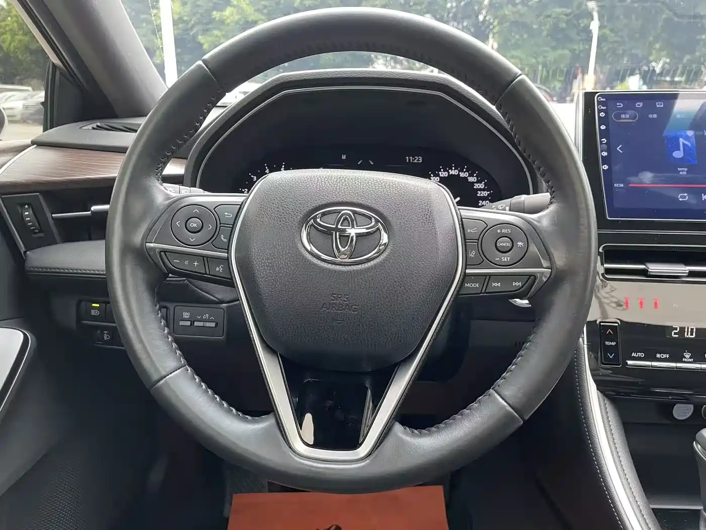 Toyota Avalon 2023 2.0L Premium Selection фото 20