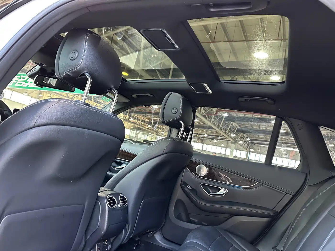 Mercedes-Benz GLC 2019 GLC 260 L 4MATIC Luxury фото 13