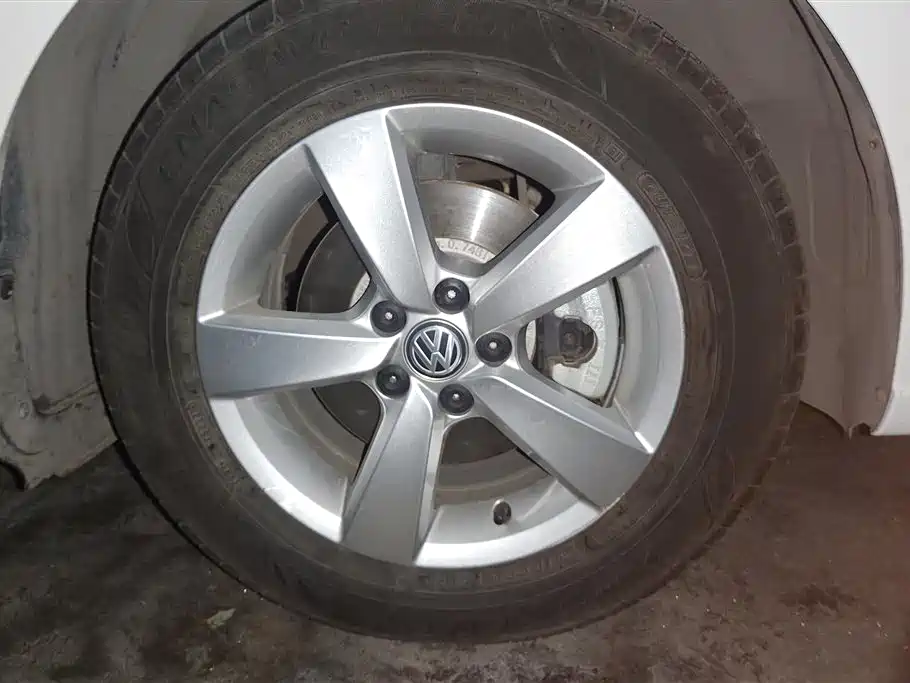 Volkswagen Lavida 2019 Lavida Start 1.5L Manual Trend (China VI) фото 6