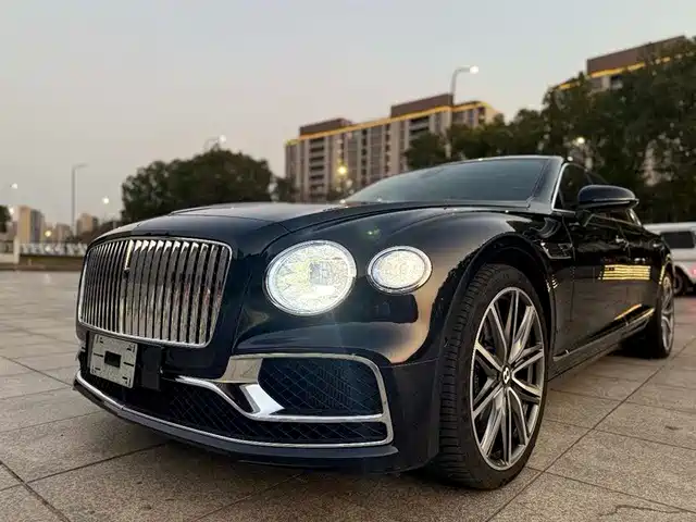 Bentley Flying Spur 2023