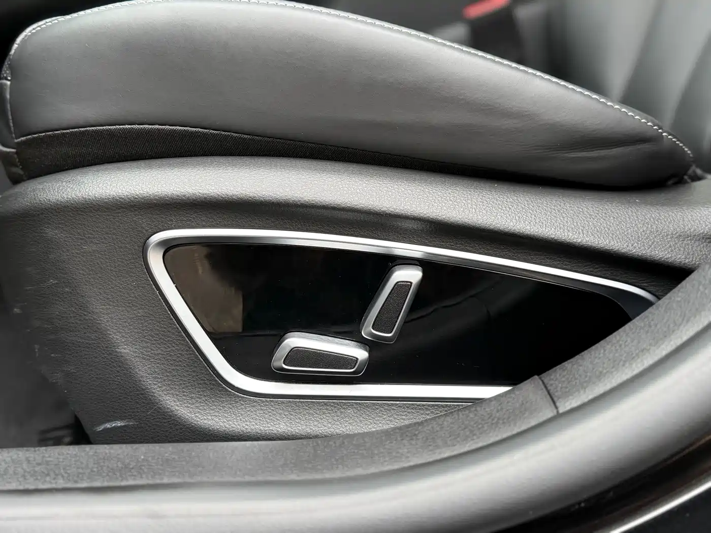 GEELY AUTOMOBILE BORUI