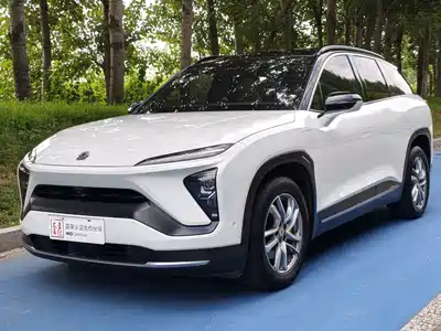 NIO ES6