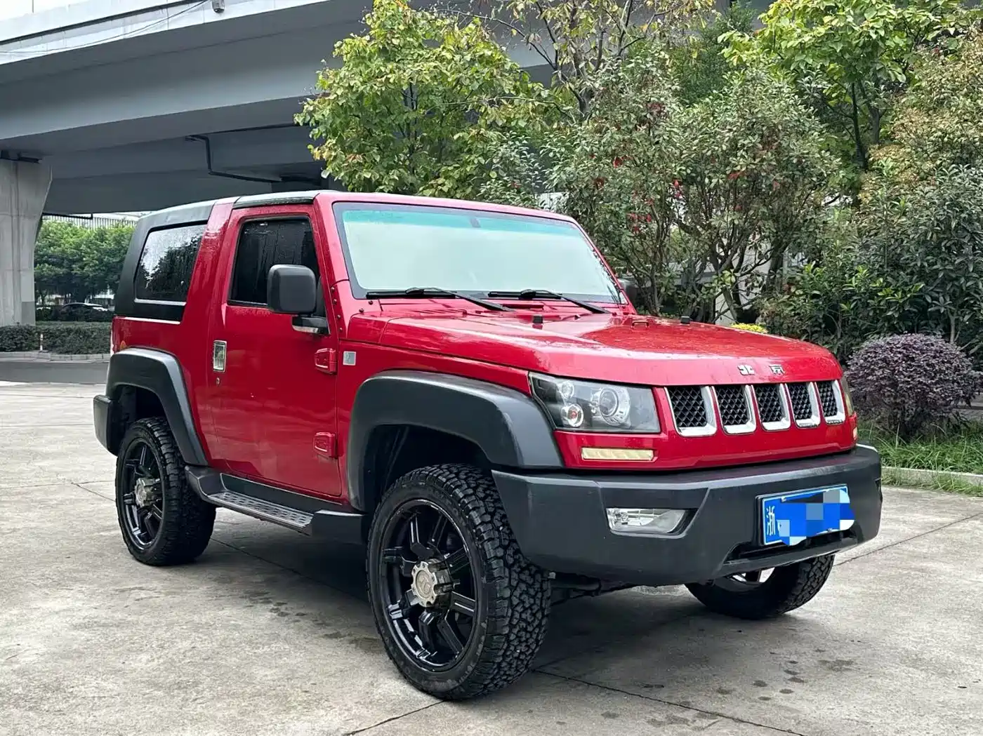 BAIC ORV Beijing Offroad BJ40 2014 2.4L Manual Frontier Edition фото 3
