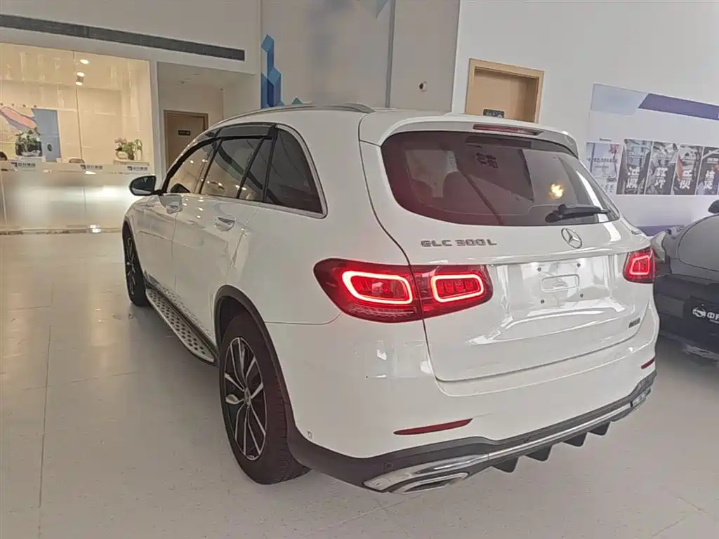 Mercedes-Benz GLC 2020 Facelift GLC 300 L 4MATIC Dynamic фото 5