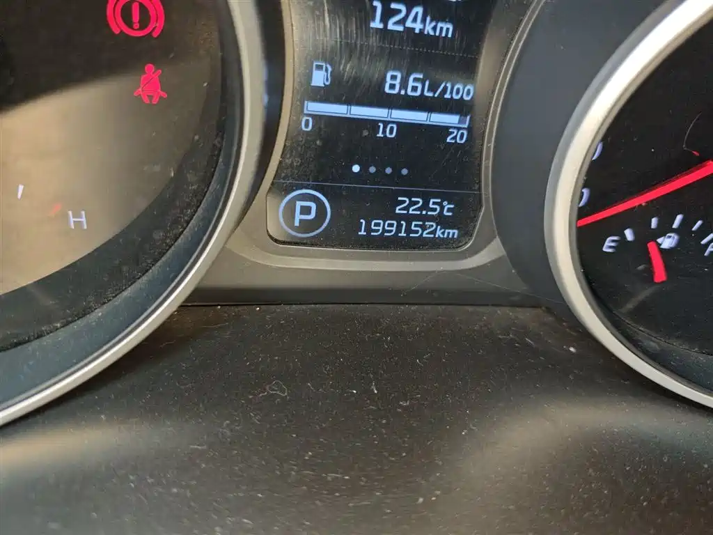 Kia Sportage 2015 2.0L Automatic 2WD DLX фото 5