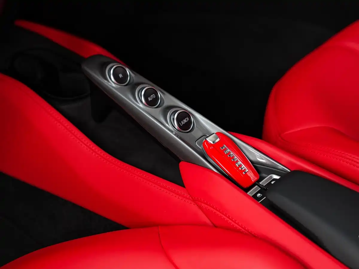 Ferrari F8 2023 2019 Tributo 3.9T V8