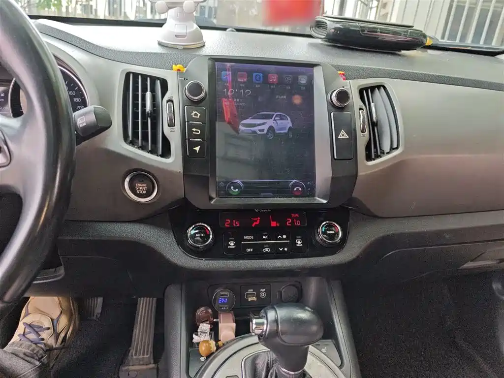 Kia Sportage 2015 2.0L Automatic 2WD DLX фото 6
