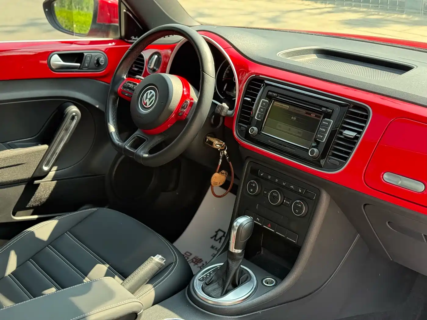 Volkswagen Beetle 2015 180TSI фото 9