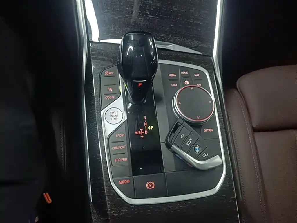 BMW 3 Series 2021 325Li M Sport Package фото 14