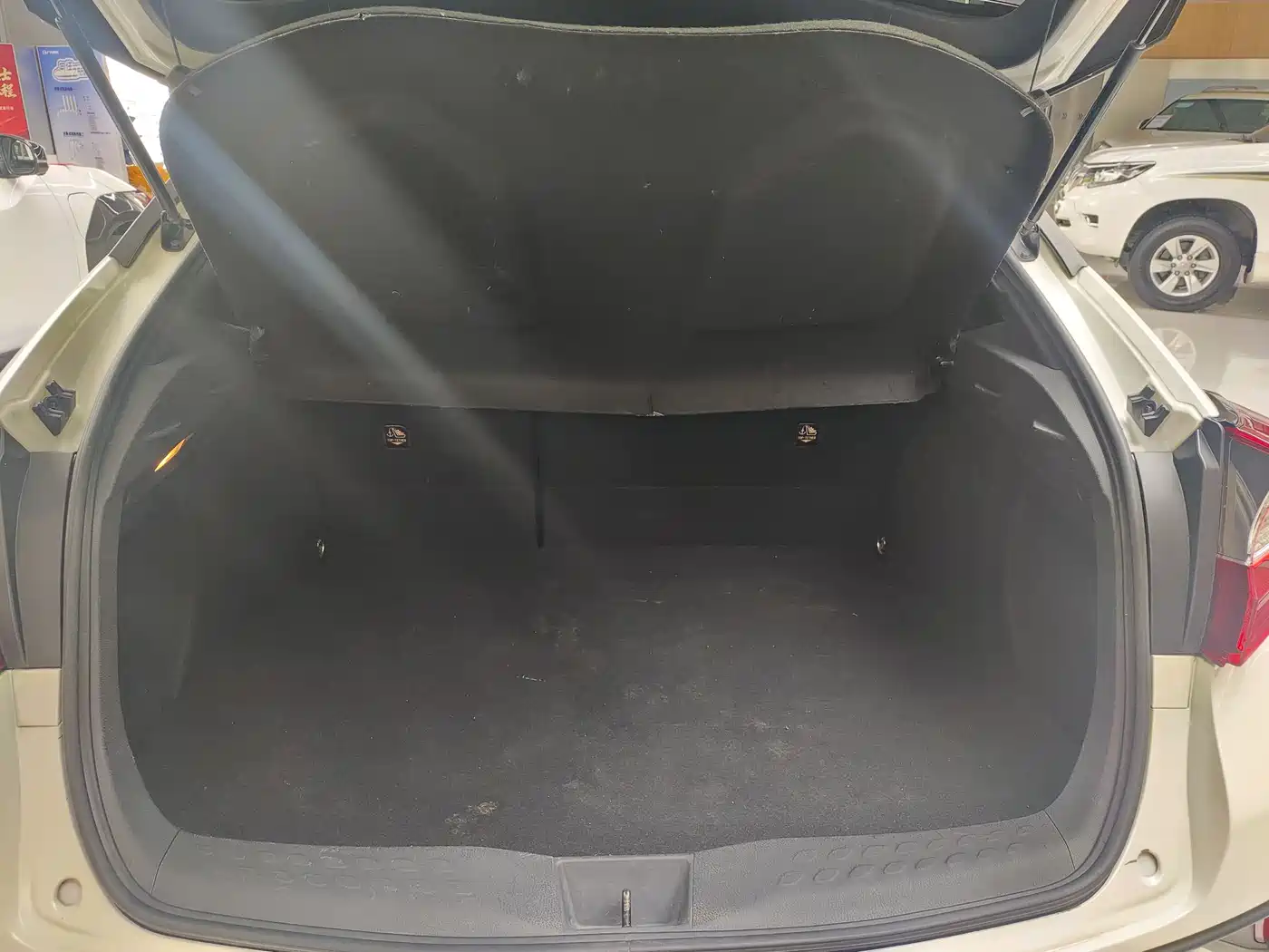 Toyota IZOA 2018 2.0L Speed Edition China VI фото 13