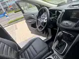 Фото 23 - Ford Kuga