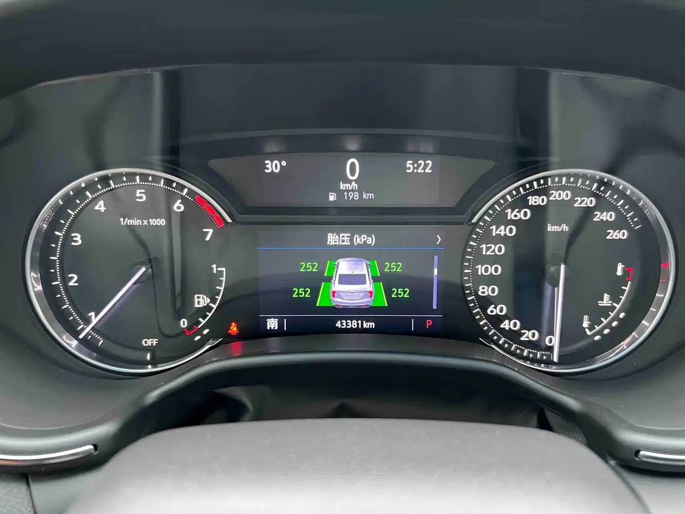 Cadillac CT5 2022 28T Luxury Edition фото 36