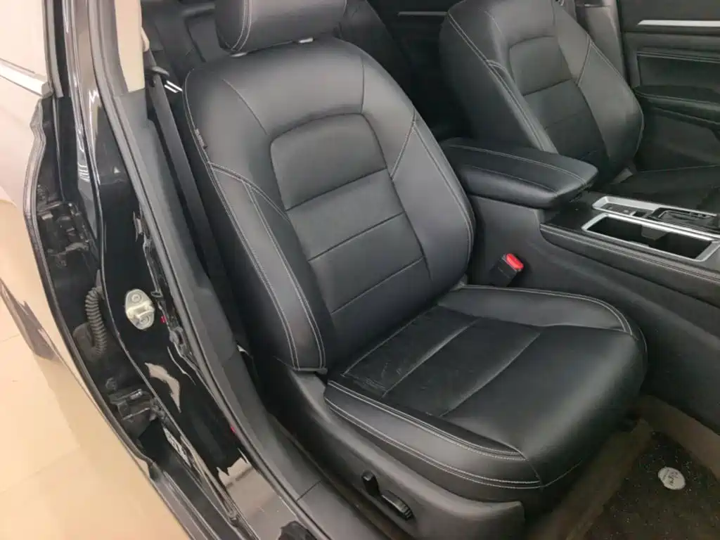 Photo 25 - Nissan Teana