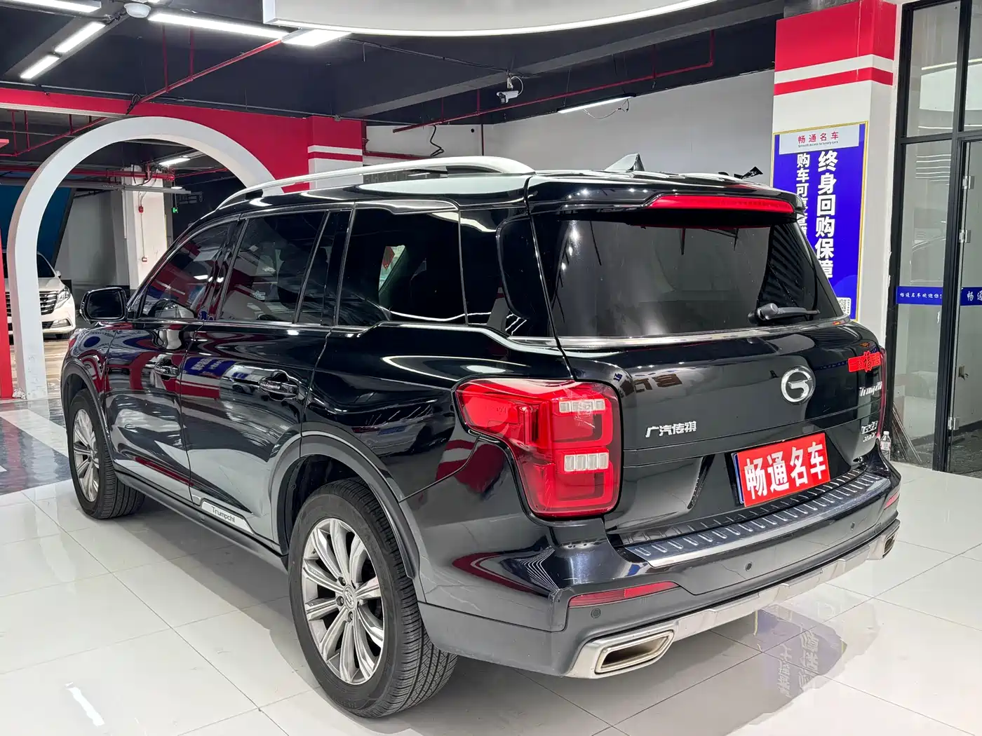 GAC Trumpchi Trumpchi GS8 2020 Model 390T FWD Luxury Smart Connect (7-seater) фото 7