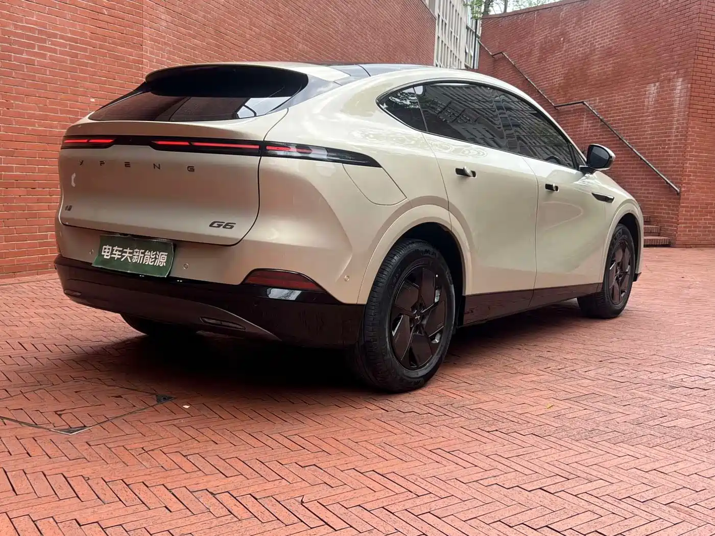XPeng G6 2025 2025 625 Long Range Max Tech Edition