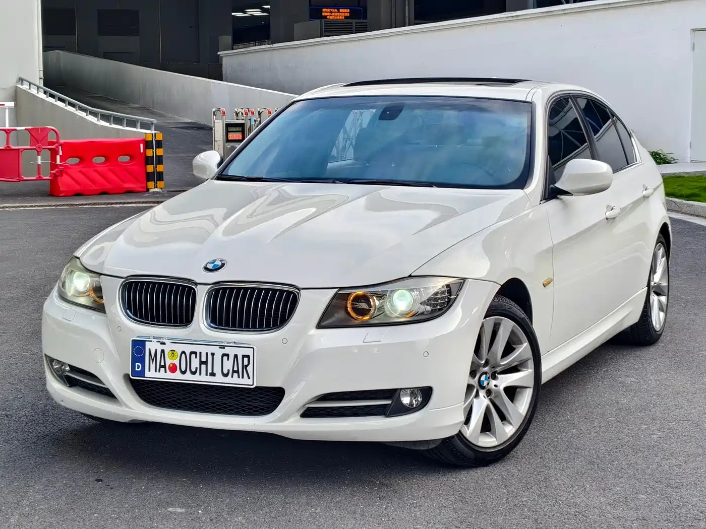BMW 3 Series 2012 320i Luxury
