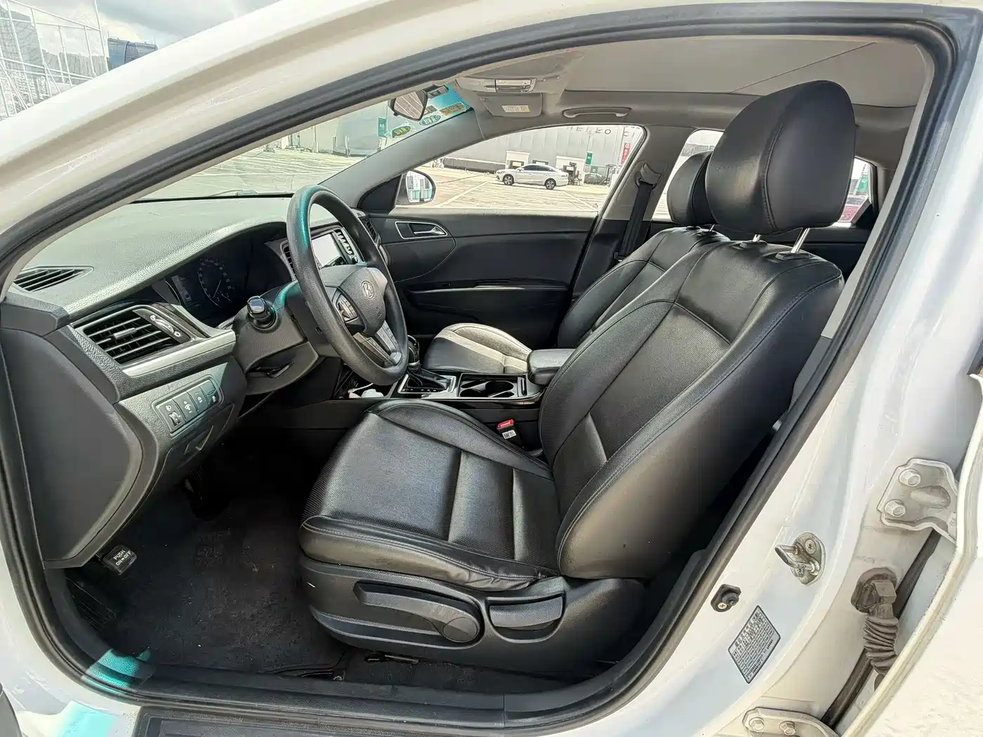 Фото 8 - Hyundai Mistra