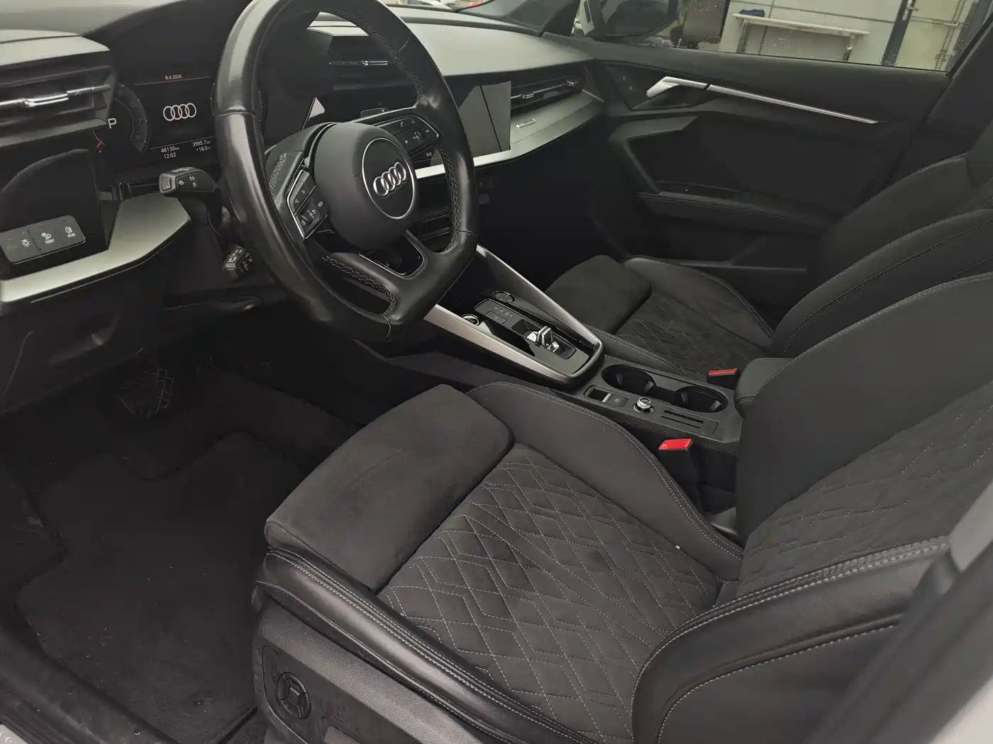 Audi A3 2024 Model Sportback 35 TFSI Luxury Sport фото 3