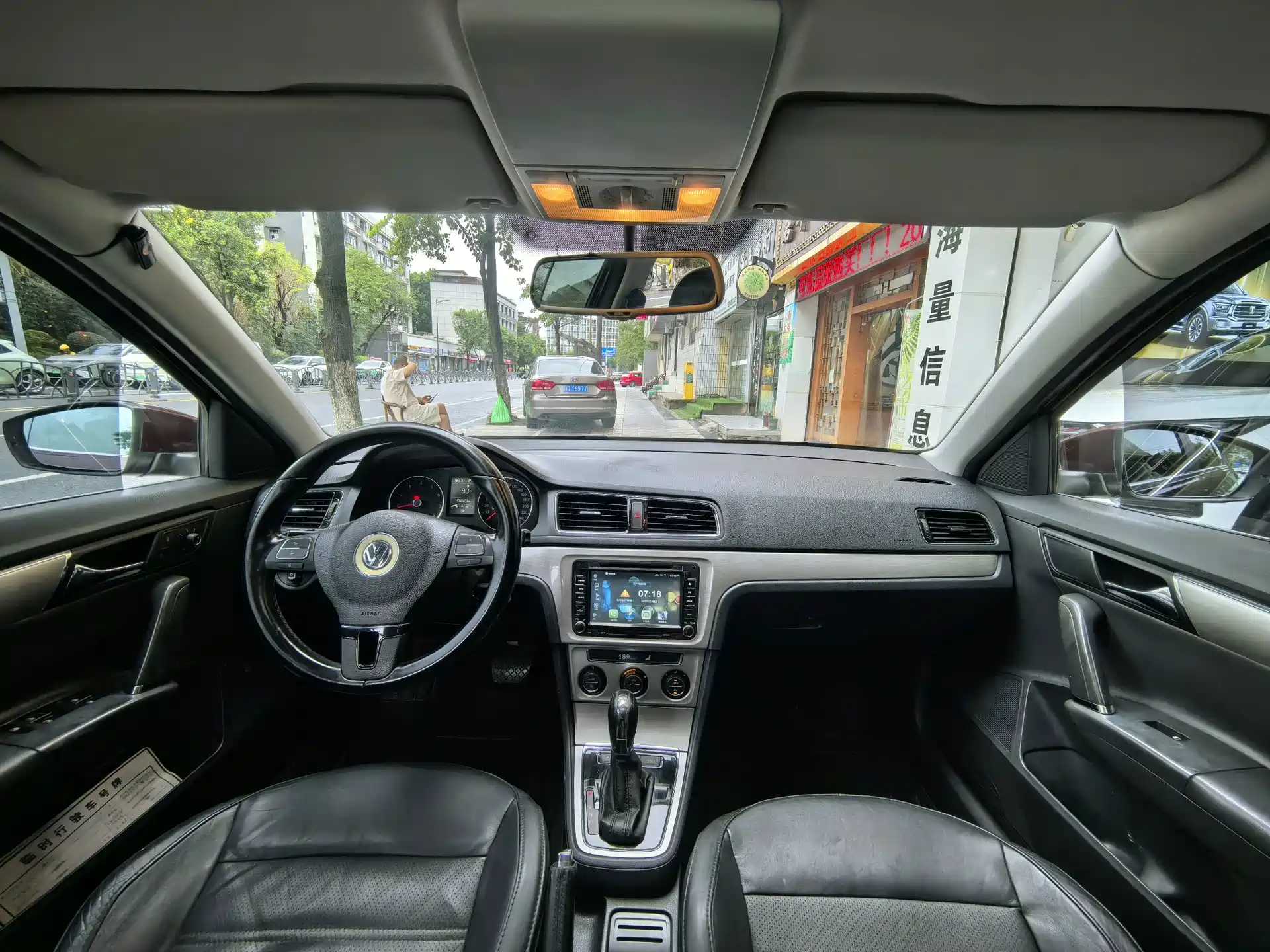 Фото 9 - Volkswagen Lavida