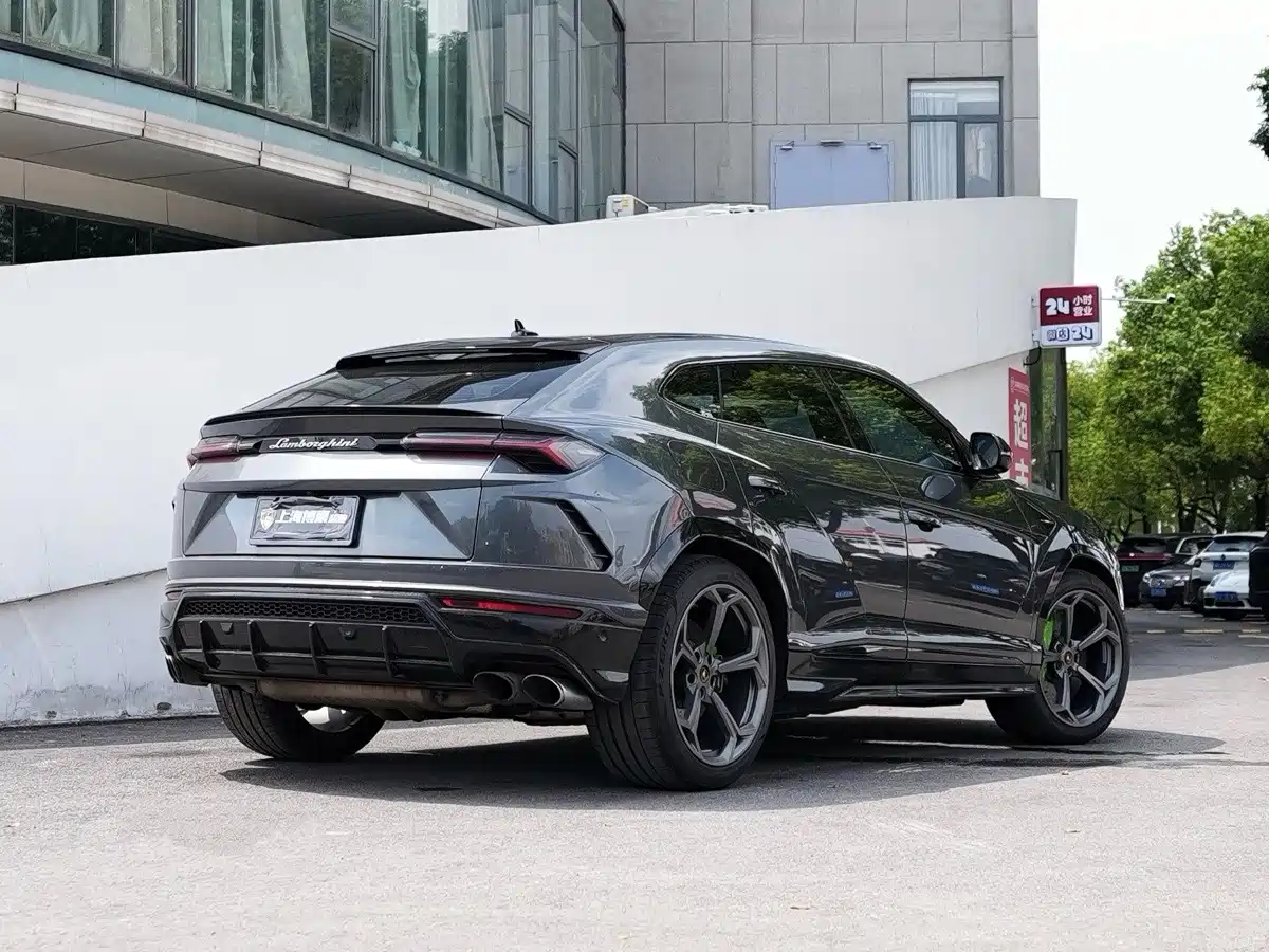Lamborghini Urus 2019 2018 4.0T V8