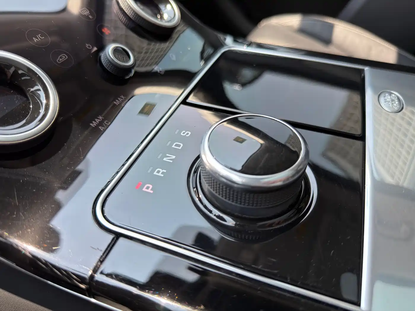 Land Rover Range Rover Velar 2017 P380 S фото 37
