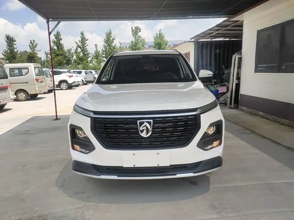 Baojun 530 2020 2020 1.5T CVT Luxury Connect 7-seater