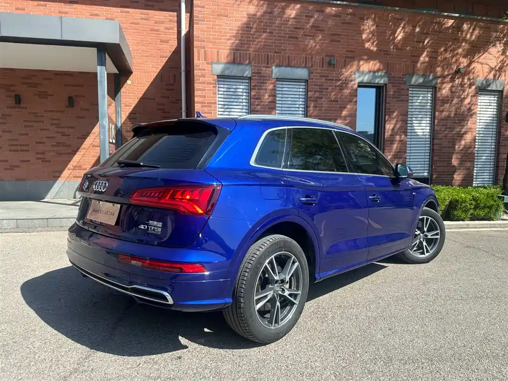 Audi Q5L 2020 40 TFSI Prestige Fashion фото 4