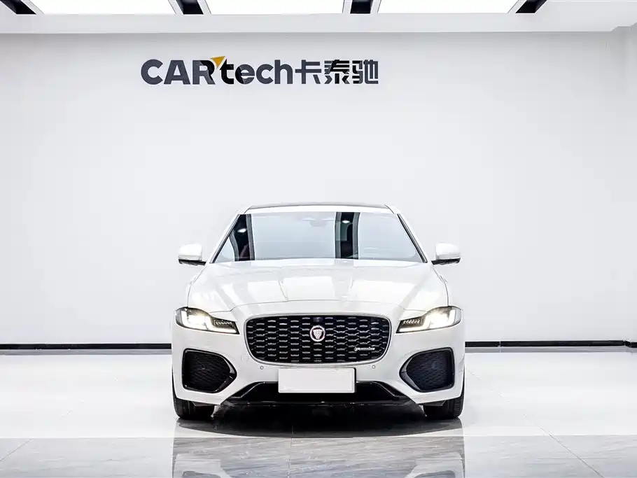 JAGUAR XFL