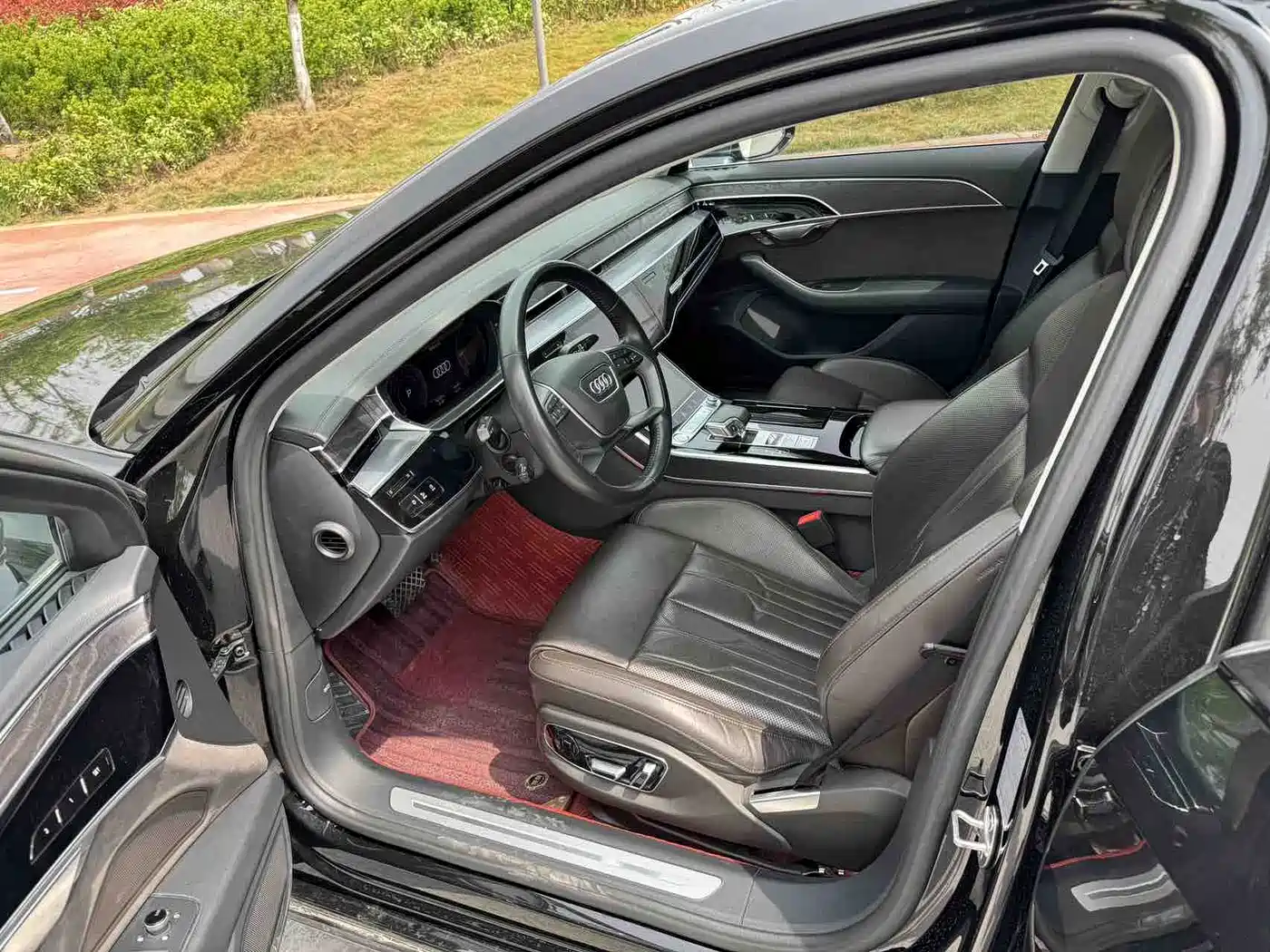 Audi A8 2019 Facelift Plus A8L 50 TFSI quattro Comfort фото 6