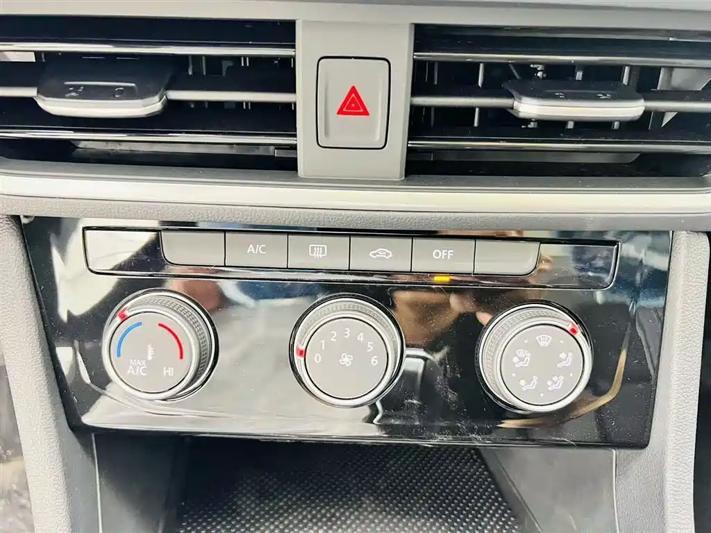Volkswagen Sagitar 2026 Model 30 Million Special Selection 300TSI DSG Leap Edition фото 15