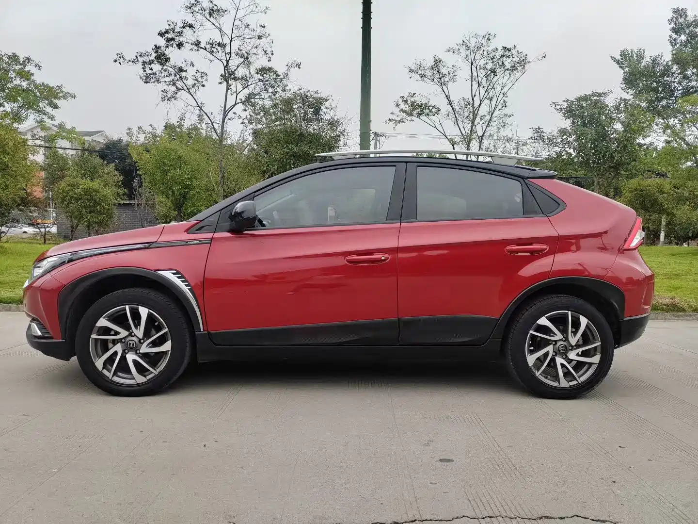 صورة 5 - Luxgen U5 SUV
