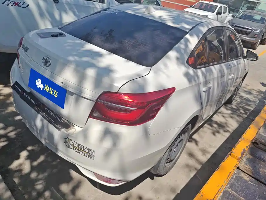 Фото 3 - Toyota Vios